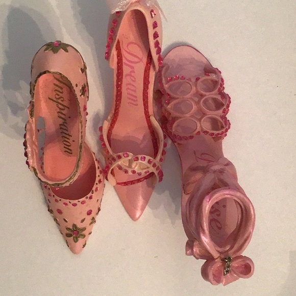 Breast Awareness high heels and shoe boxes - Picture 11 of 13